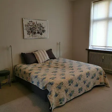 Big On The Town Square Apartment *